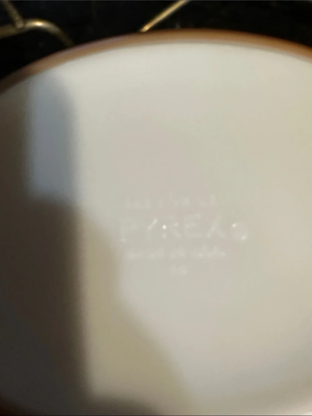 Pyrex casserole dish